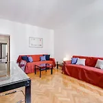 Apartment Luminous Few Steps From Piazza Navona